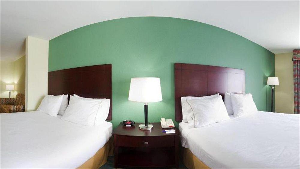 Holiday Inn Express Hotel & Suites Thornburg-S. Fredericksburg By Ihg Zewnętrze zdjęcie